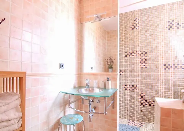 公寓 With Communal Pool Muralla Roja 0505 *