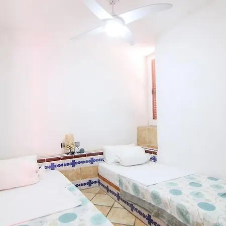 With Communal Pool Muralla Roja 0505 Apartment *