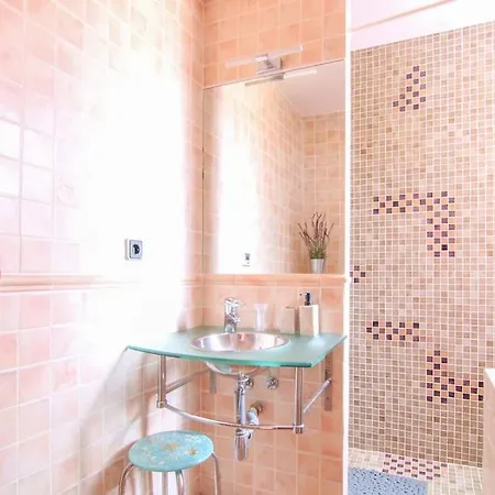 Apartman With Communal Pool Muralla Roja 0505 *